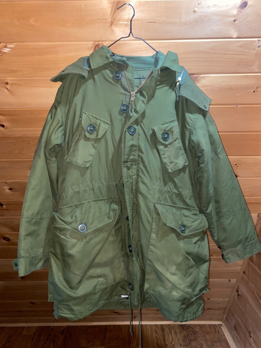 Canadian Military Extreme Cold Weather Parka Jacket w Liner Hood Large Regular